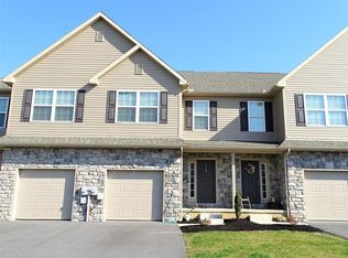 122 Linda Sue Ln, Myerstown, PA 17067
