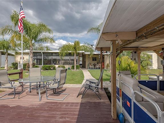 3rd image of 1716 Sunshine Ln