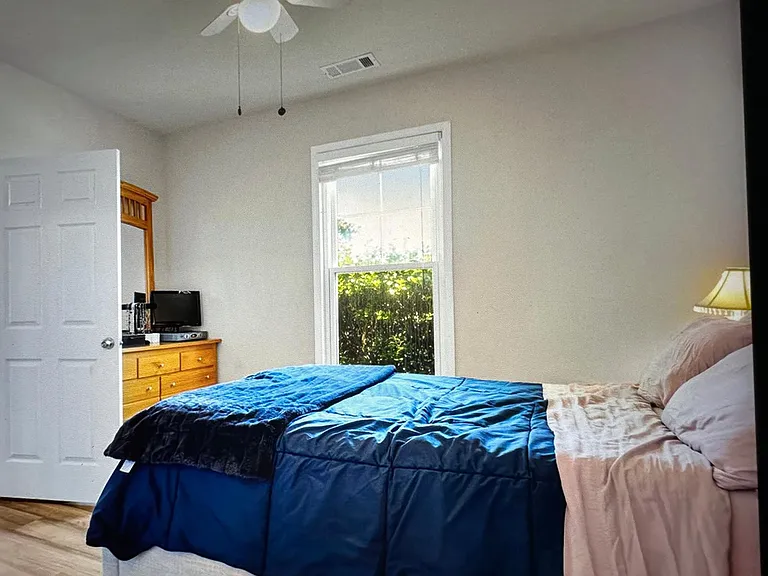 501 Hungerford Dr #P81 — Photo 9