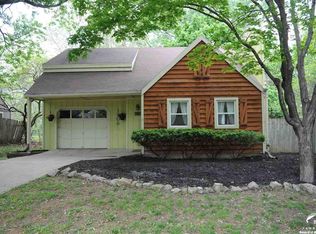 1706 W 3rd St, Lawrence, KS 66044