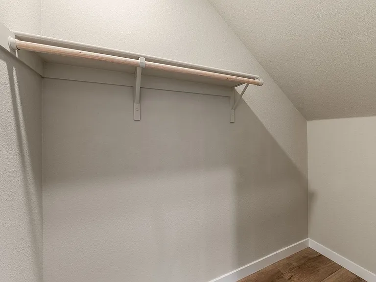 8326 Mincey Way — Photo 32