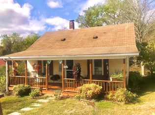128 Staley St, Marion, VA 24354