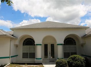 14194 Hurricane Dr, Weeki Wachee, FL 34614