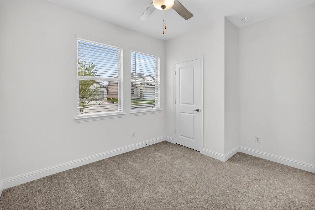 Building Photo - 1416 Mustang Canyon Dr