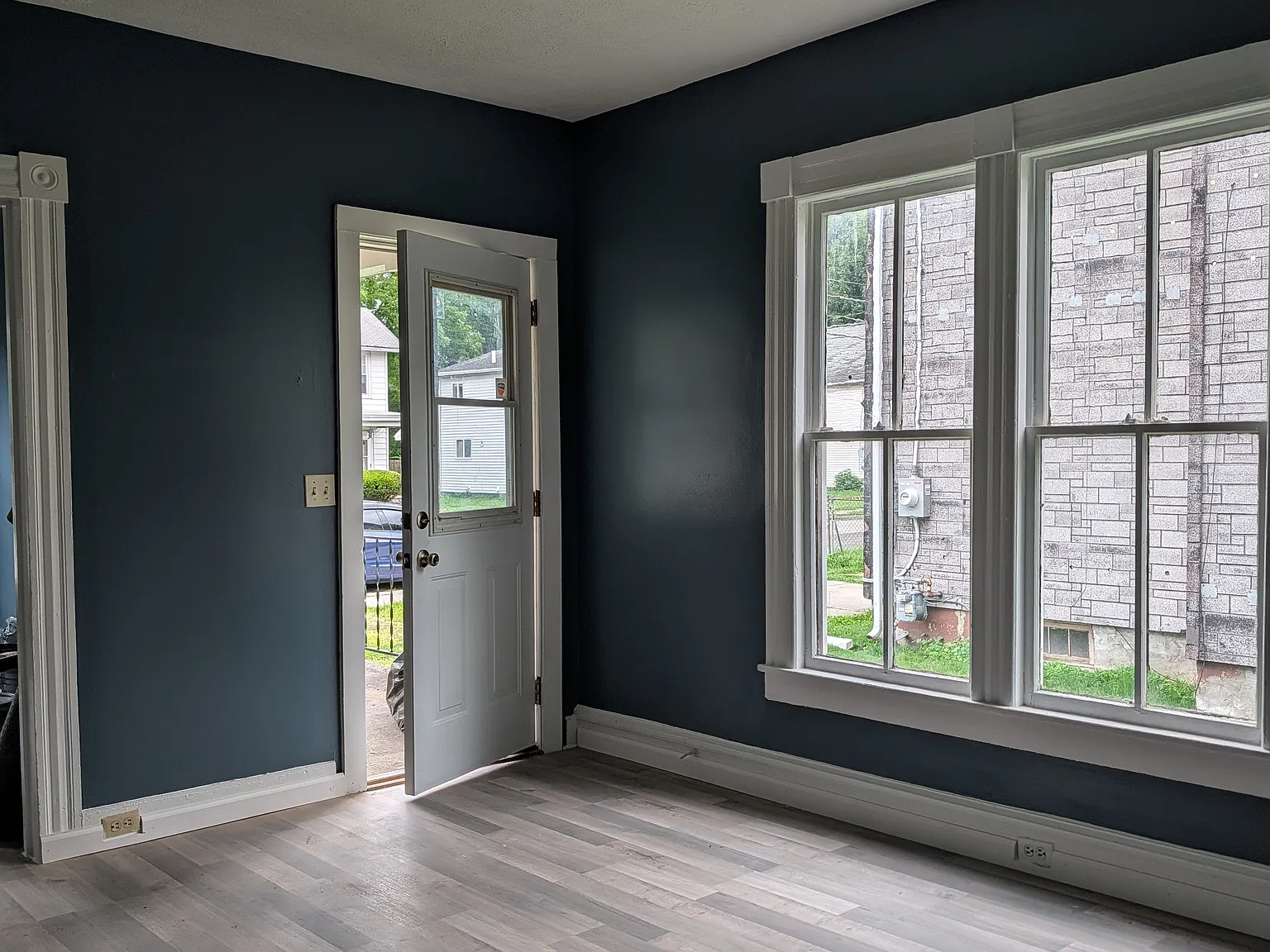 2 bed, $1,200 — Photo 2