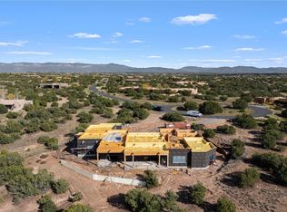 19 Painted Horse, Santa Fe, NM 87506