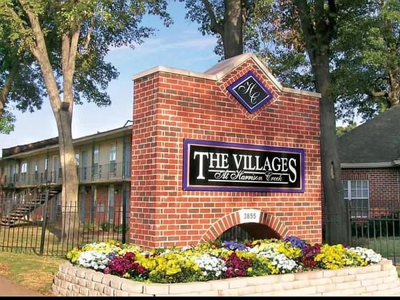 4th image of 3822 Jackson Ave