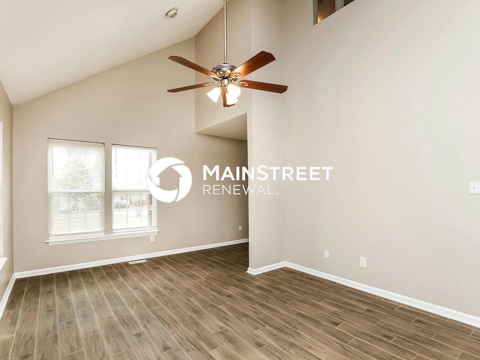 7843 Katherine Dr — Photo 2