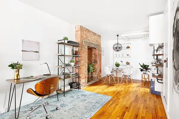 Sold by Compass | media 3
