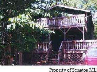 1174 Woodridge Ct, Lake Ariel, PA 18436