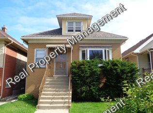 1315 Lakeview St, Whiting, IN 46394