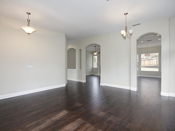 5th image of 111 Turnberry Ct