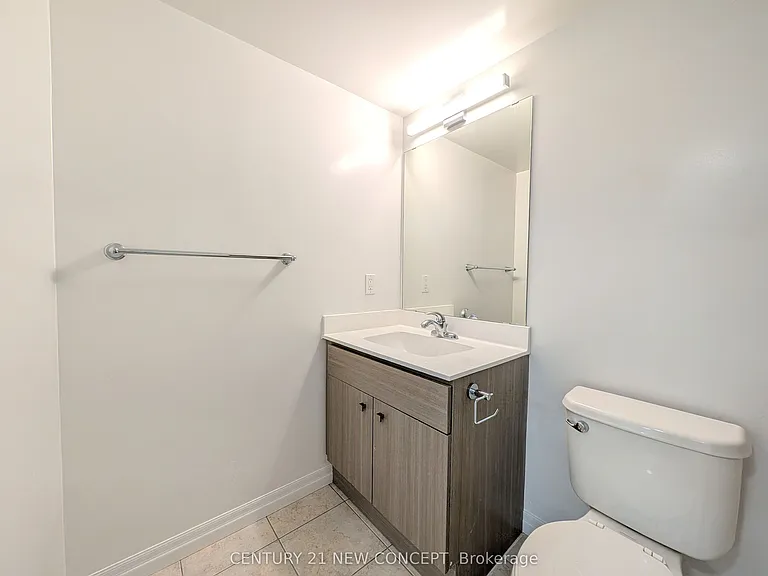2015 Sheppard Ave E #2302 — Photo 16