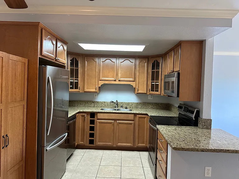 205 Woodland Pkwy #238 — Photo 1