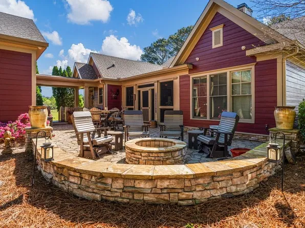 1007 Meadows Ct, Pine Mountain, GA 31822