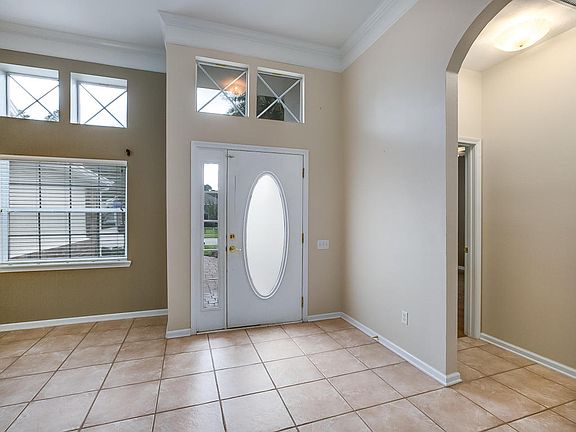 3rd image of 9306 Castlebar Glen Dr