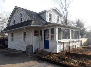 1374 5th St, Montgomery, IL 60538