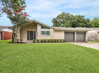 5827 Southminster Dr, Houston, TX 77035