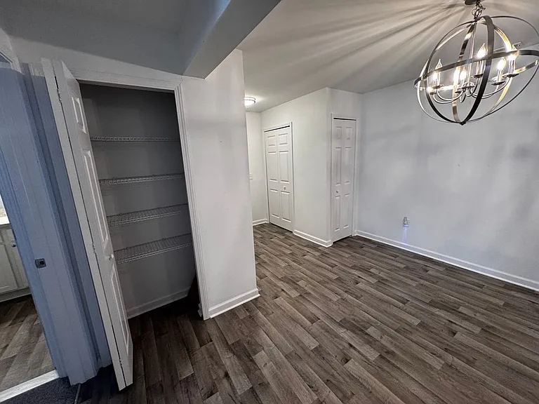 14107 Pinehurst Ln — Photo 19
