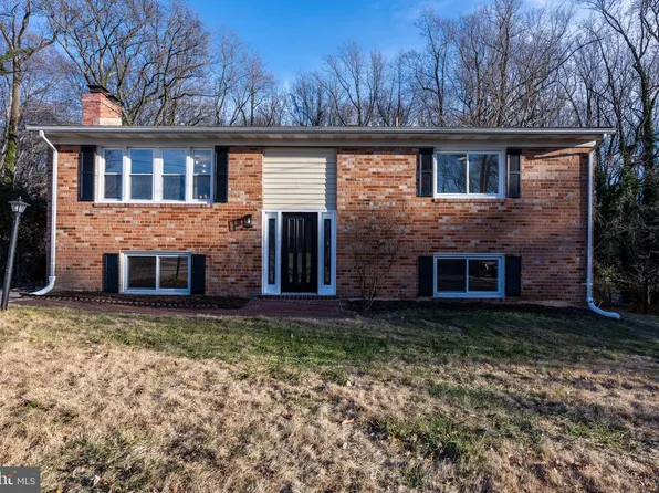 1400 Waterford Dr, District Heights, MD 20747