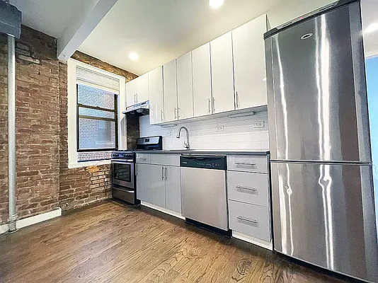 Rented by Bohemia Realty Group | media 5