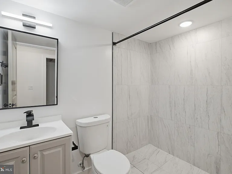 2503 N 12th St #1 — Photo 15