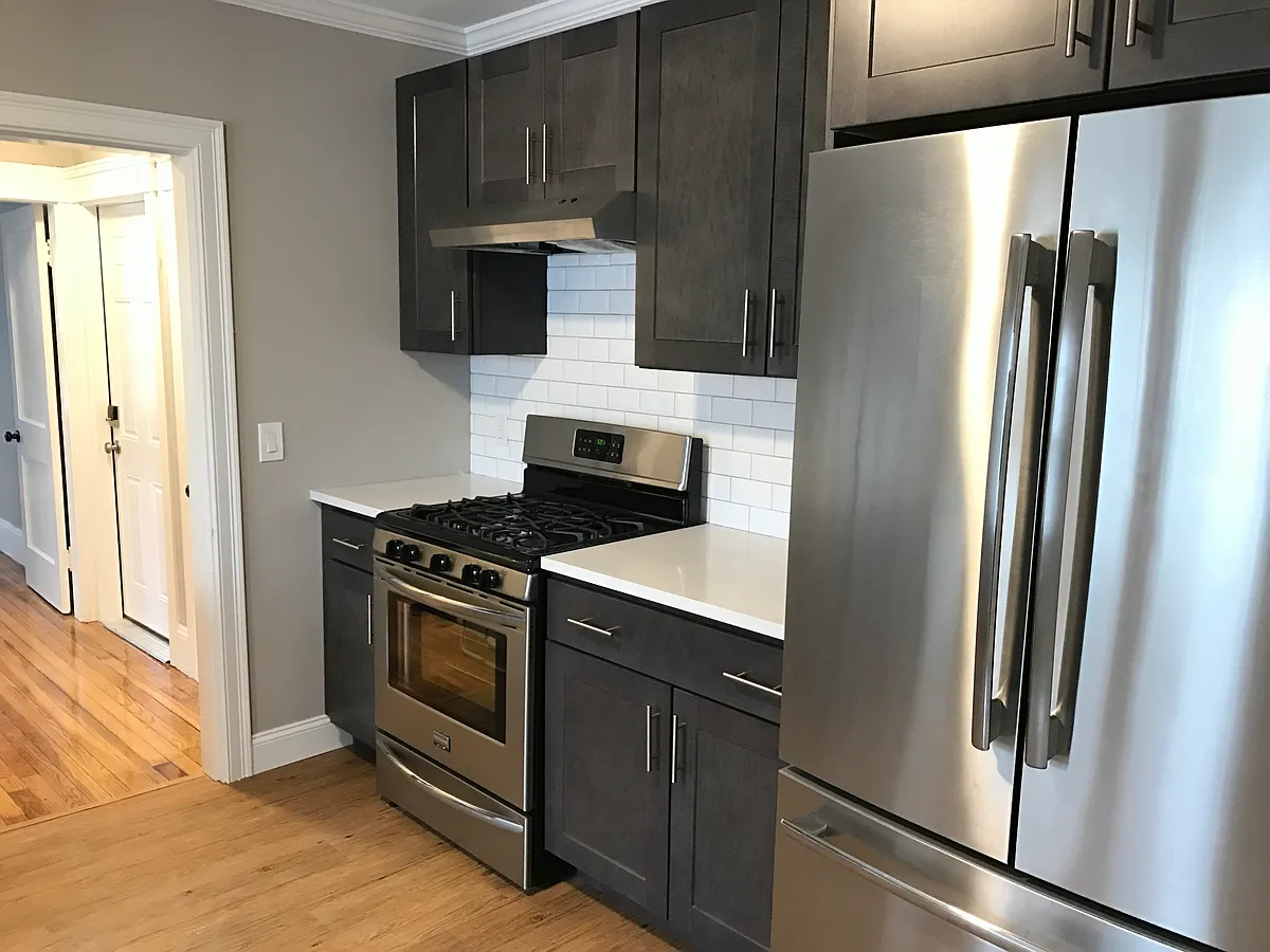 Building Photo - 193 Florence St #3L