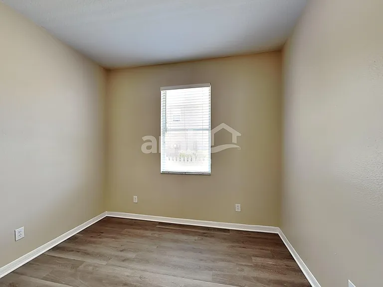 9253 Black Thorn Loop — Photo 16