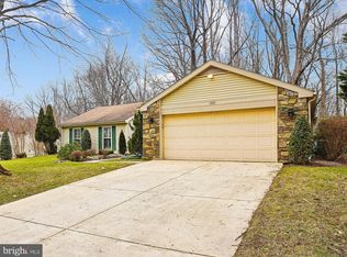 1010 Mastline Dr, Annapolis, MD 21401