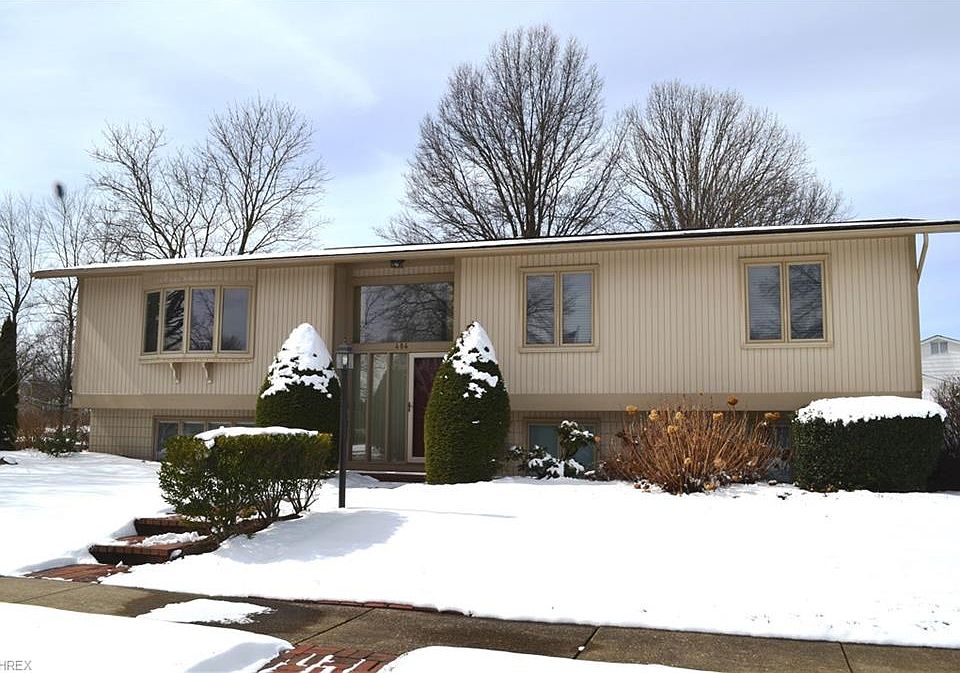 1st image of 404 Bath Hills Blvd