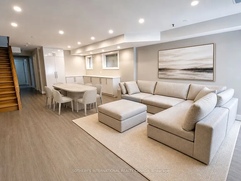 55 Tilson Rd — Photo 16