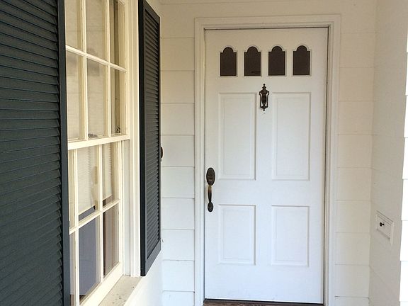 3rd image of 763 W Greenwich Pl