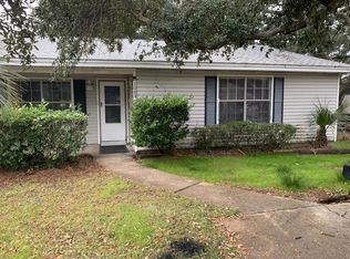 108 Shirley Dr APT B, Gulf Breeze, FL 32561