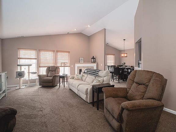 4th image of 26824 Kirkway Cir