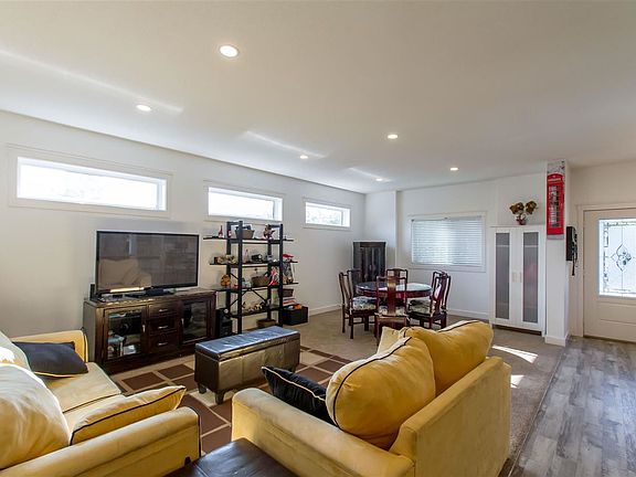 5th image of 145 King Edward St #132