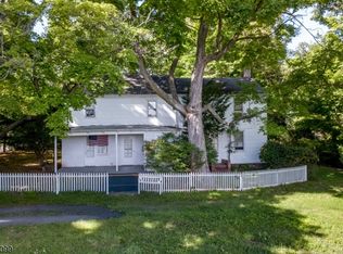 404 Federal City Rd, Pennington, NJ 08534