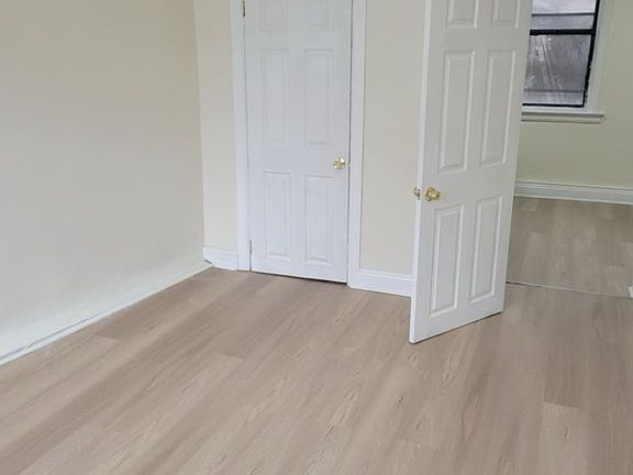 2nd image of 335 Osborne Ter #B1
