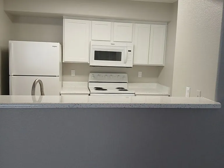 555 E Silverado Ranch Blvd #14 — Photo 2