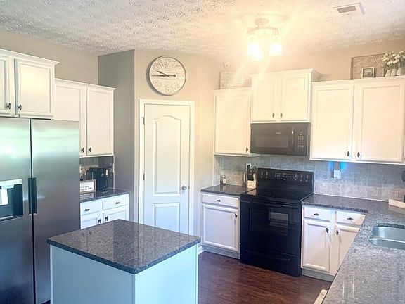 5th image of 18 Apache Trl