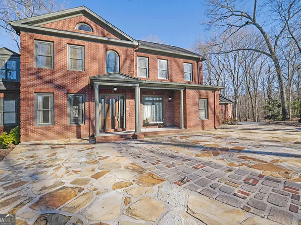 1422 Hillside Dr, Grayson, GA 30017