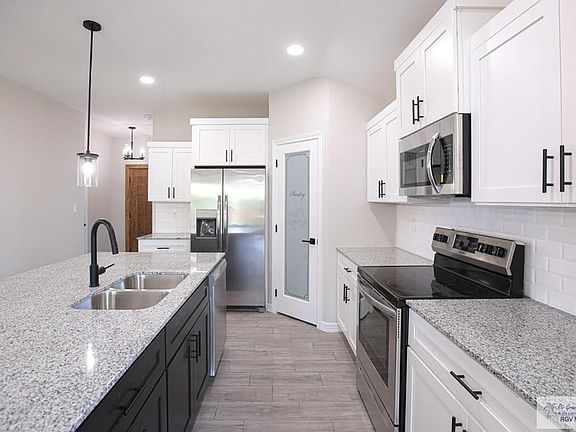 4th image of 1710 Stirrup Cir