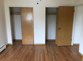 4916 Riverside Dr APT 2W, Mc Cook, IL 60525