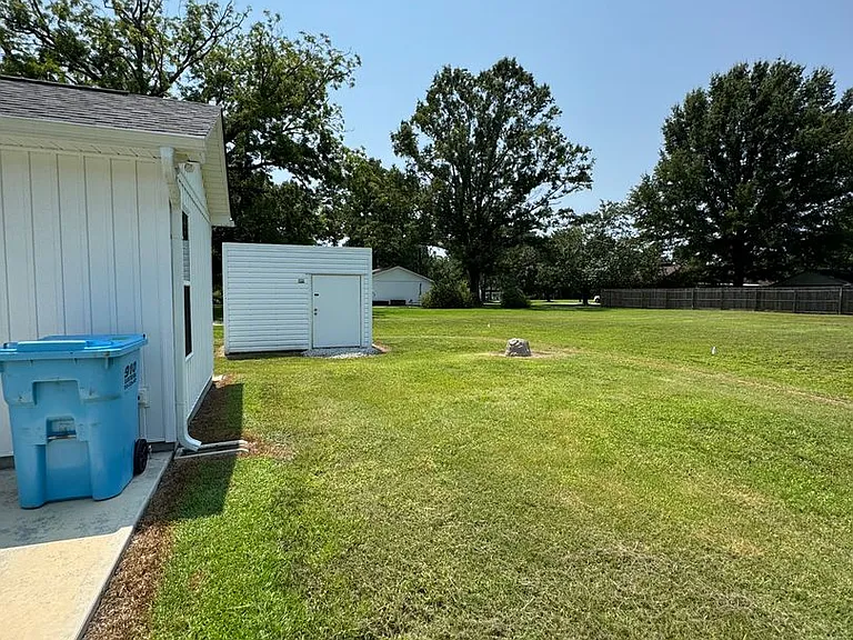 503 Pecan Tree Ln — Photo 23