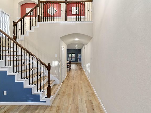 4th image of 17003 Hinkley Glen Ct