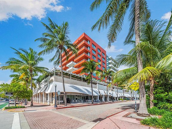 3rd image of 101 Ocean Dr #815A
