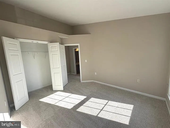 16325 Flotsam Ln — Photo 32
