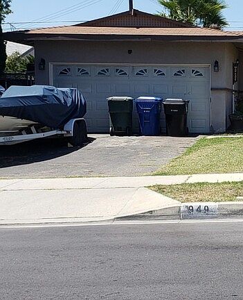2nd image of 949 Elderberry Ave