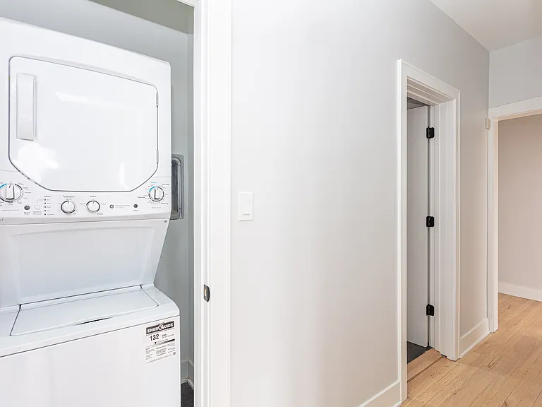 4117 W Belle Plaine Ave #1N — Photo 22