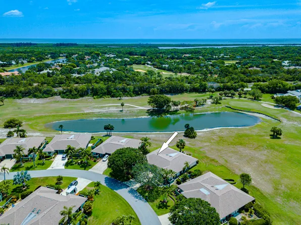 6896 SE Bunker Hill Drive, Hobe Sound, FL 33455