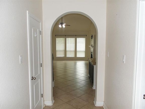 3rd image of 30012 Cloud Brook Ln